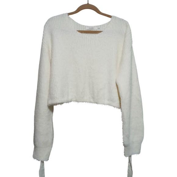 idem ditto Sweaters - Idem Ditto Cream‎ Fuzzy Knit Cropped Sweater S/M Pullover Tie Sleeve Trendy Soft